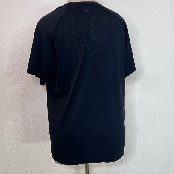 RHONE Men's Black Short Sleeve Tee - Picture 2 of 5